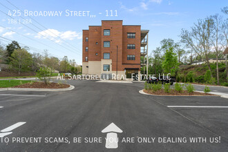 425 Broadway St in Asheville, NC - Building Photo - Building Photo