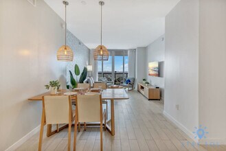 2602 E Hallandale Beach Blvd, Unit SI ID1227414P in Hallandale Beach, FL - Building Photo - Building Photo