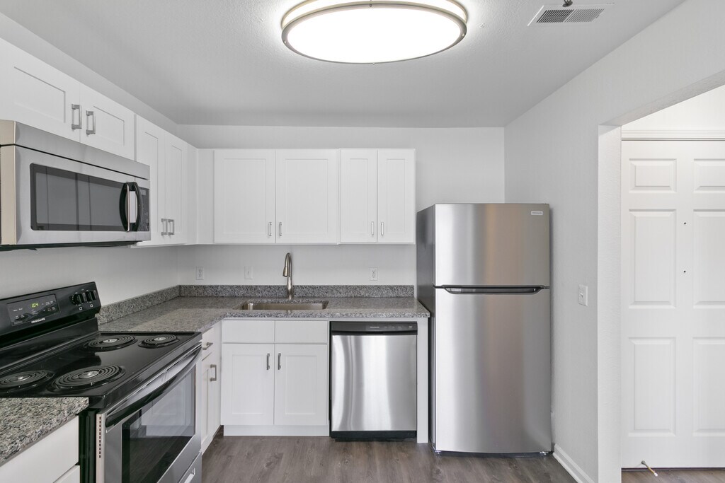 Lynden Parke Apartments in Ypsilanti, MI