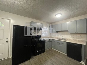 131 Wall St in Warner Robins, GA - Building Photo - Building Photo