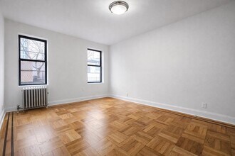 615 Fort Washington Ave, Unit 2G in New York, NY - Foto de edificio - Building Photo