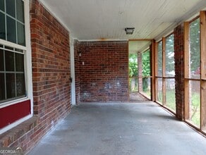 8 Walker St in Newnan, GA - Building Photo - Building Photo