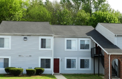 Pineview Apartments in Waldorf, MD - Building Photo