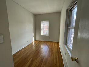 891 Huntington Ave, Unit 6 in Boston, MA - Building Photo - Building Photo