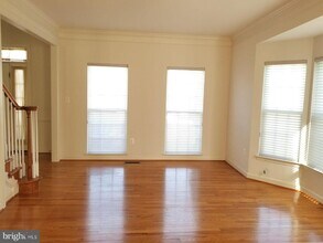 4415 Medallion Dr in Silver Spring, MD - Building Photo - Building Photo