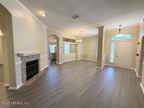 12952 Summerwind Ln in Jacksonville, FL - Foto de edificio - Building Photo