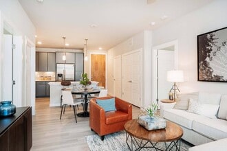 Amelia Farmers Market in Dallas, TX - Building Photo - Interior Photo