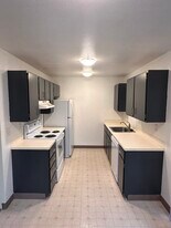 8856 Interlake Ave N, Unit triplex in Seattle, WA - Building Photo