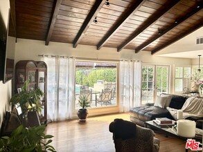 22491 Domingo Rd in Los Angeles, CA - Building Photo - Building Photo