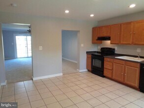 612 Kittendale Cir in Middle River, MD - Building Photo - Building Photo