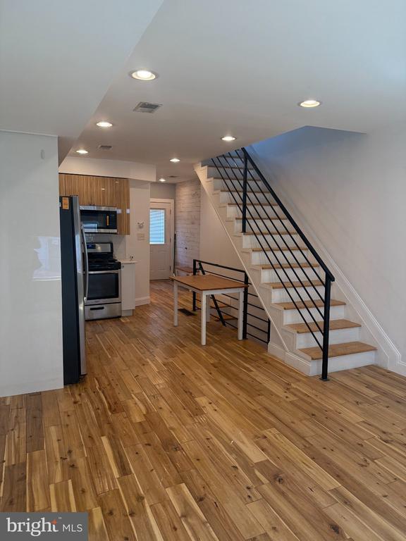 property at 2321 Gerritt St