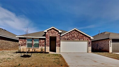 10309 NW 26th St in Yukon, OK - Building Photo - Building Photo