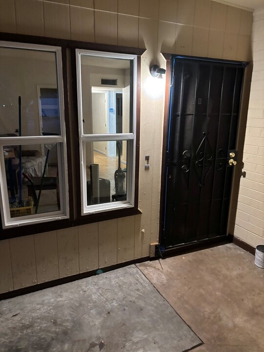 1142 N April Cir, Unit B in Mesa, AZ - Building Photo