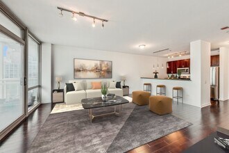 757 N Orleans St in Chicago, IL - Building Photo - Building Photo