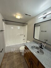 3407 NW Duncan Rd in Blue Springs, MO - Building Photo - Building Photo