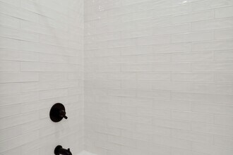 1841 N Gratz St in Philadelphia, PA - Foto de edificio - Building Photo