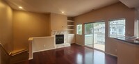 5219 238th Ln SE in Issaquah, WA - Foto de edificio - Building Photo