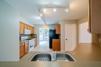20410 Fall Foliage Dr in Humble, TX - Building Photo - Building Photo