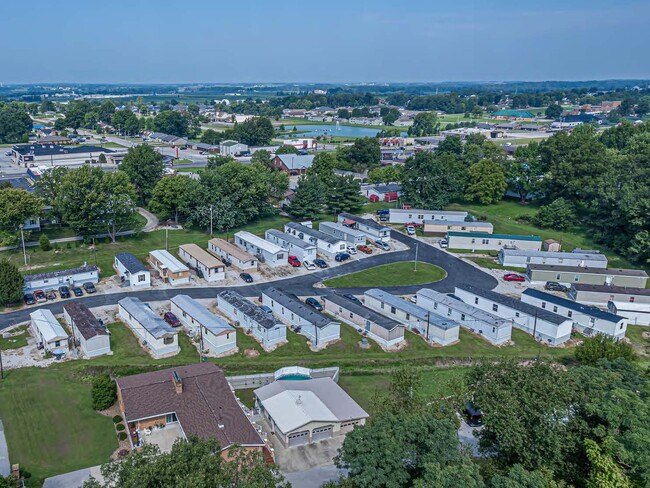 Corinthians Manufactured Homes in Huntingburg, IN - Building Photo - Primary Photo