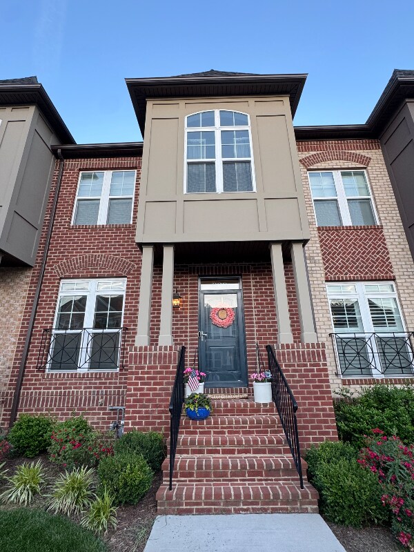 property at 939 Holden Rd