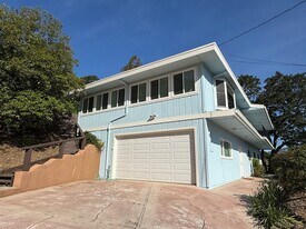 668 Tamalpais Ave in Novato, CA - Building Photo