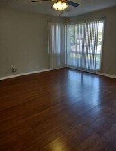 3318 Moulton Ln in Louisville, KY - Building Photo - Building Photo