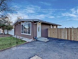 190 Campo St in Denver, CO - Building Photo