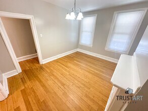 3819 Fairmount Ave in Philadelphia, PA - Building Photo - Building Photo
