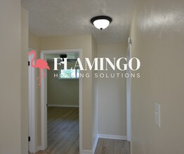 809 Oakleaf Dr in Dayton, OH - Building Photo - Building Photo