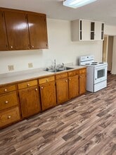 306 Airbase Rd in Pollock, LA - Building Photo - Building Photo