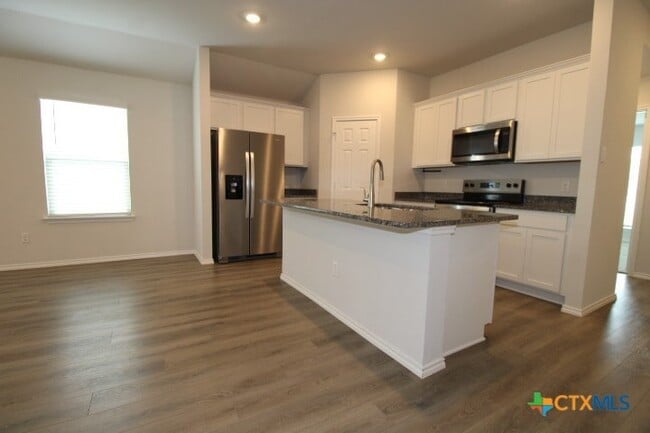 2466 Bee Crk Dr in Copperas Cove, TX - Building Photo - Building Photo