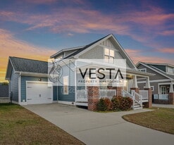 16 Hyde Park Pl in Arden, NC - Building Photo