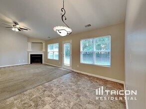 142 Jacobs Woods Cir in Troutman, NC - Building Photo - Building Photo
