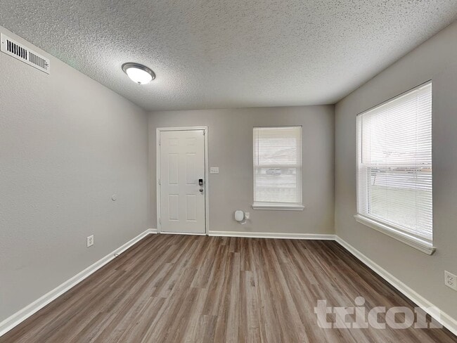 10510 Candy Apple Ln in Indianapolis, IN - Building Photo - Building Photo