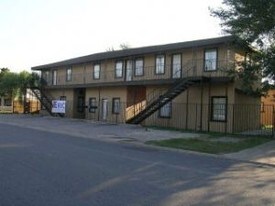 1720 N Main St in McAllen, TX - Building Photo