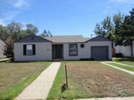 3313 27th St in Lubbock, TX - Building Photo