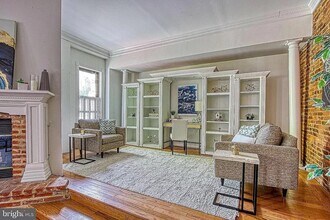 400 E Cross St in Baltimore, MD - Building Photo - Building Photo