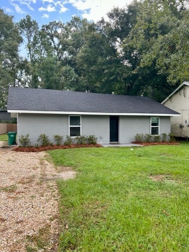 property at 1018 W 25th Ave