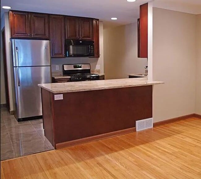 property at 915 22nd Ave SE