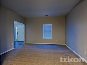 7929 Village Pass in Fairburn, GA - Foto de edificio - Building Photo