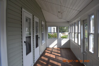 41 Highland Ave in Beacon Falls, CT - Foto de edificio - Building Photo