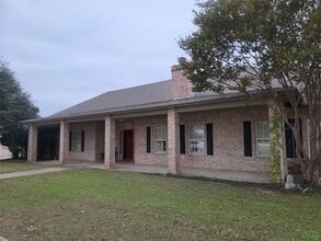 2525 Colt Ln in Crowley, TX - Foto de edificio - Building Photo