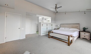 1407 Wildcat Hollow in West Lake Hills, TX - Building Photo - Building Photo
