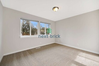 603 27th Ave SE in Puyallup, WA - Building Photo - Building Photo