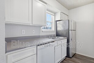 8030 Cambridge Cir in White Settlement, TX - Building Photo