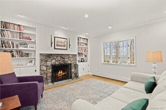 152 Forest Dr in Mt Kisco, NY - Building Photo - Building Photo