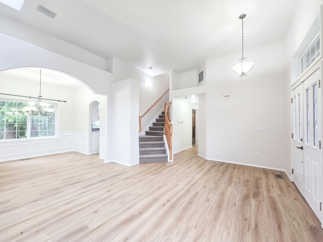 18424 Newport Dr in Arlington, WA - Building Photo - Building Photo