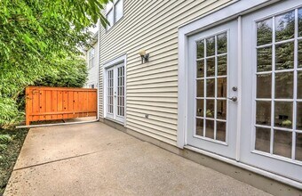 5 Spring Walk Ct in Lancaster, PA - Building Photo - Building Photo