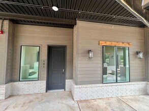 1801 Main St in Lubbock, TX - Building Photo - Building Photo