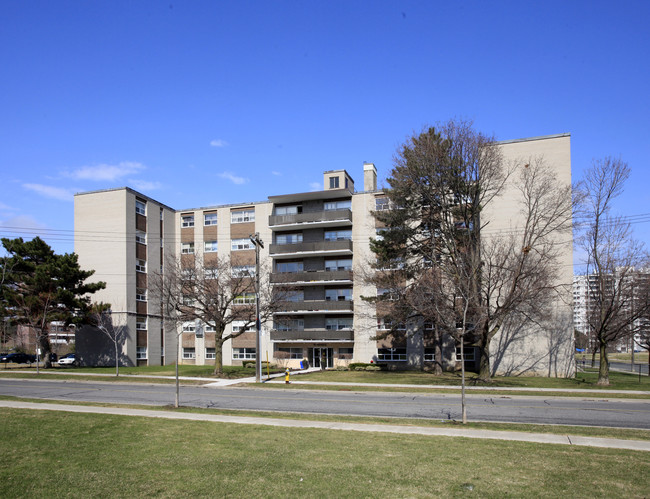 Trudelle Court Apartments in Toronto, ON - Building Photo - Building Photo